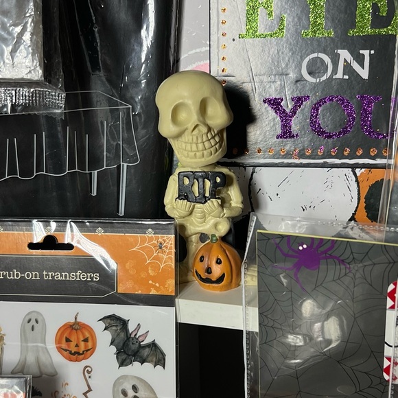 HAPPY HALLOWEEN DECORATION & CRAFT GIFT SET - Picture 12 of 16